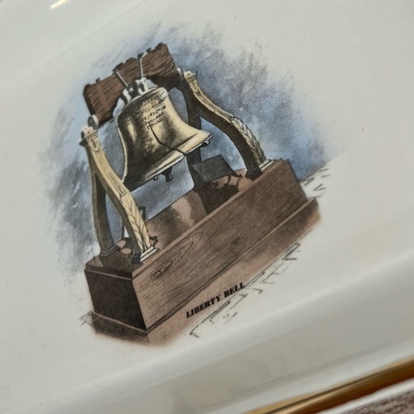 Delano Studios Vintage Liberty Bell Collectible Tray - Picture 2 of 8